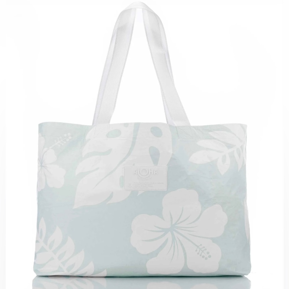 ALOHA Collection Reversible Splash-Proof Tote - NWT
